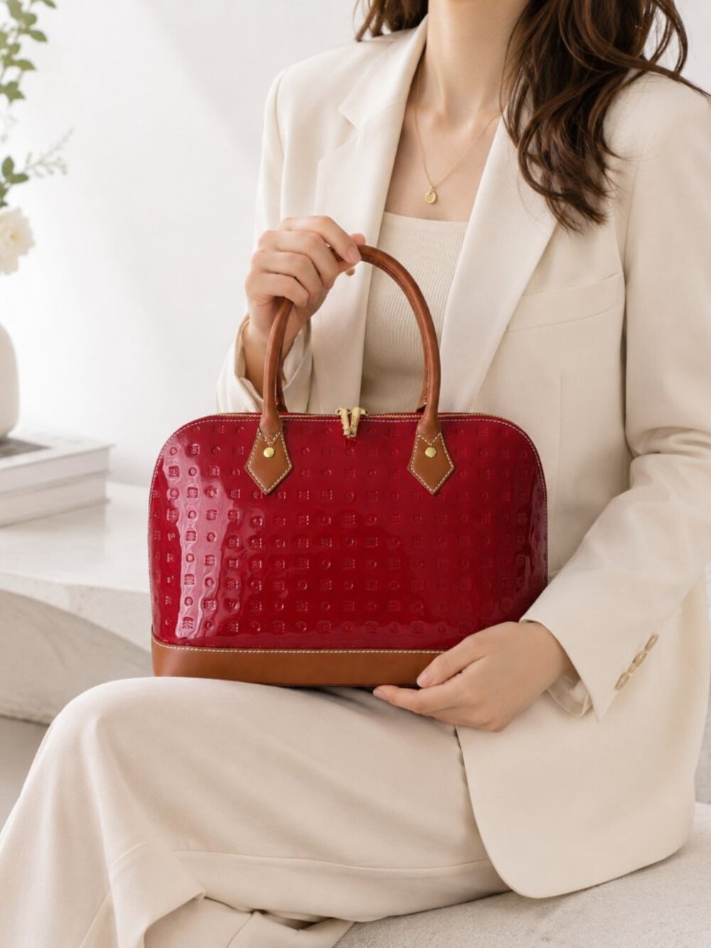 ARCADIA Made In Italy Patent Leather Dome Zip Zip Satchel W Vacchetta Det Red